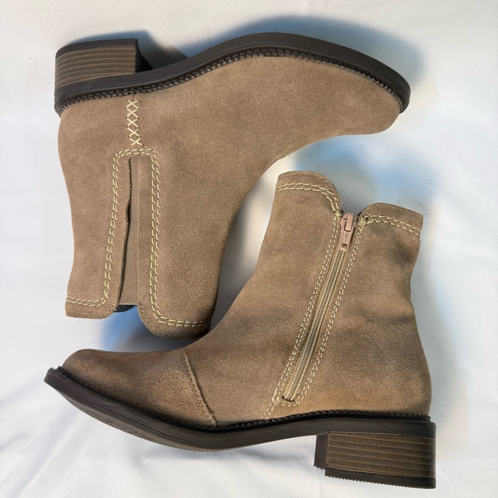 Clarks Women Maye Zip Leather Chelsea Boots 6 Pebble Suede Casual Outdoor Casual - Picture 8 of 12